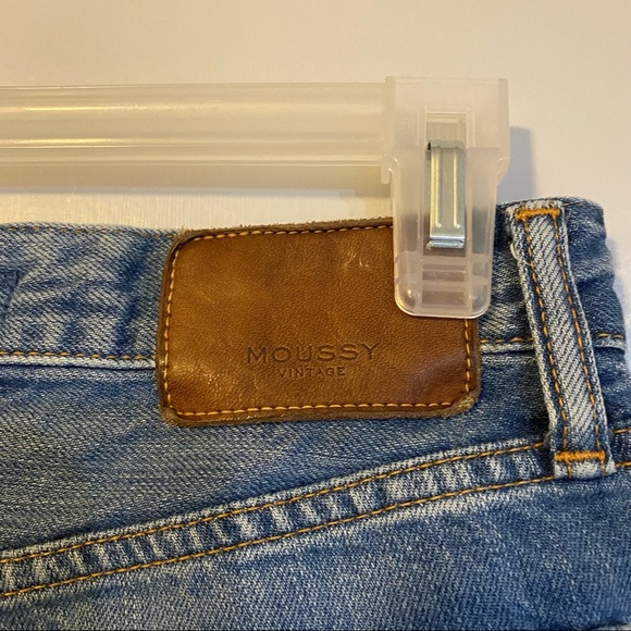 MOUSSY Button Fly Mid Rise Tapered Jeans Size 24 - Picture 8 of 10
